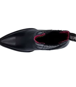 Boots Studio Plain Black X Jane De Boy