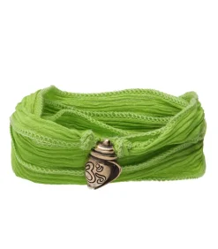 Bracelet En Soie A Nouer Et Charm Shanka En Bronze