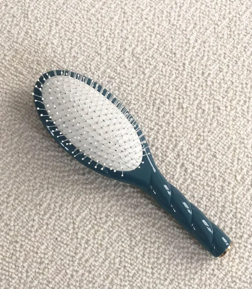 Brosse N.04 La Miracle Demelante & Massante Bleu Nuit