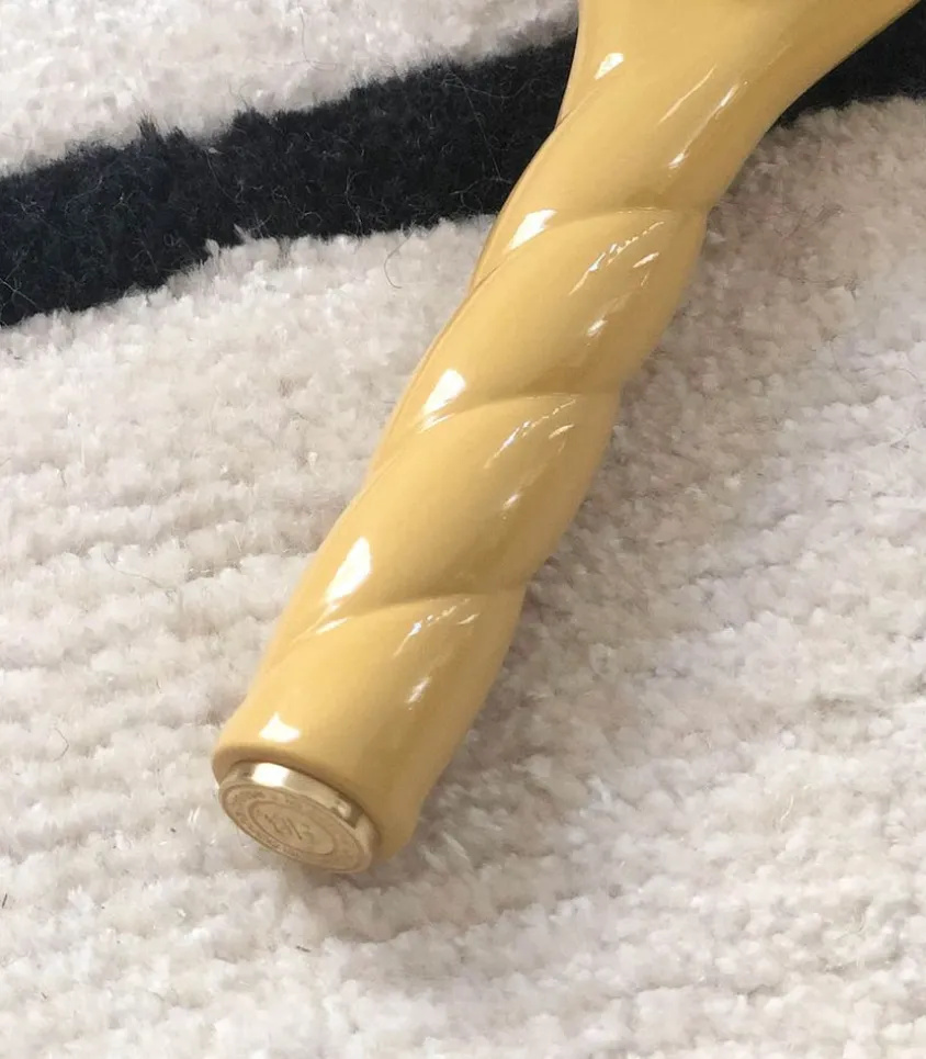 Brosse N.03 L'Indispensable Douceur Jaune Safran