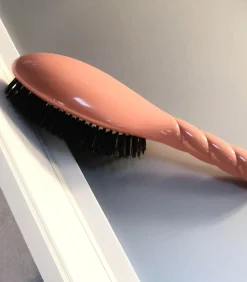 Brosse N.01 L'Universelle Soin & Brillance Corail