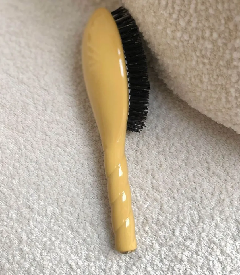 Brosse N.01 L'Universelle Soin & Brillance Jaune Safran