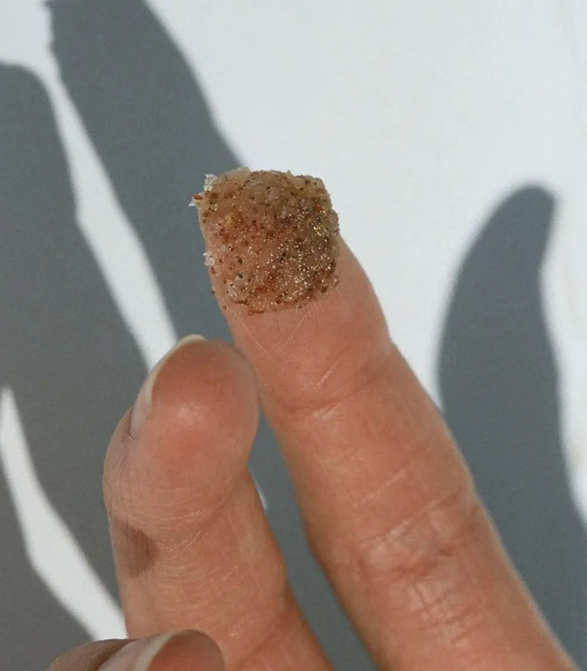 Gommage Doux Pour Les Levres N°270 Canneberge Et Graines D'Eglantier