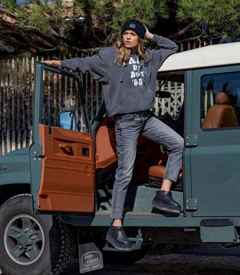 Jean Sapporo All Eyes On Me