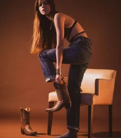 Jean Walnut Straight Dark Blue