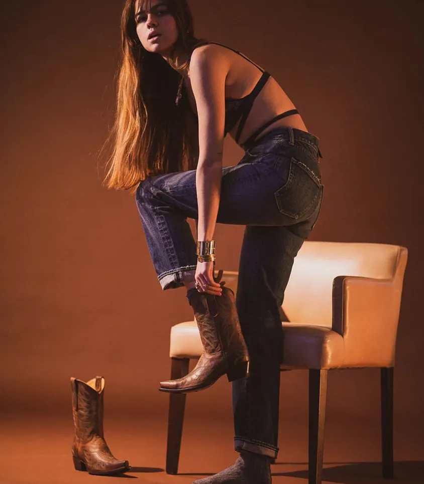 Jean Walnut Straight Dark Blue