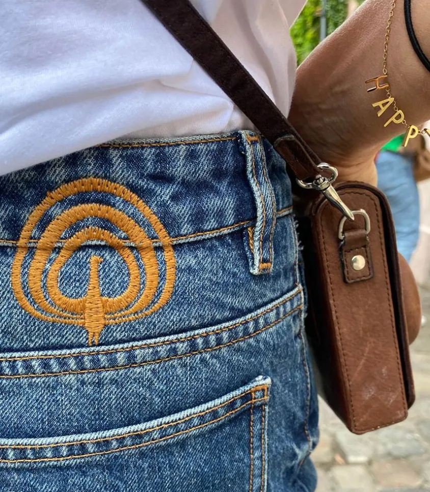 Jean Wideleg Peacock 5 Years Old