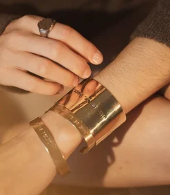 Manchette Gravee Jane De Boy. Dance. Enjoy