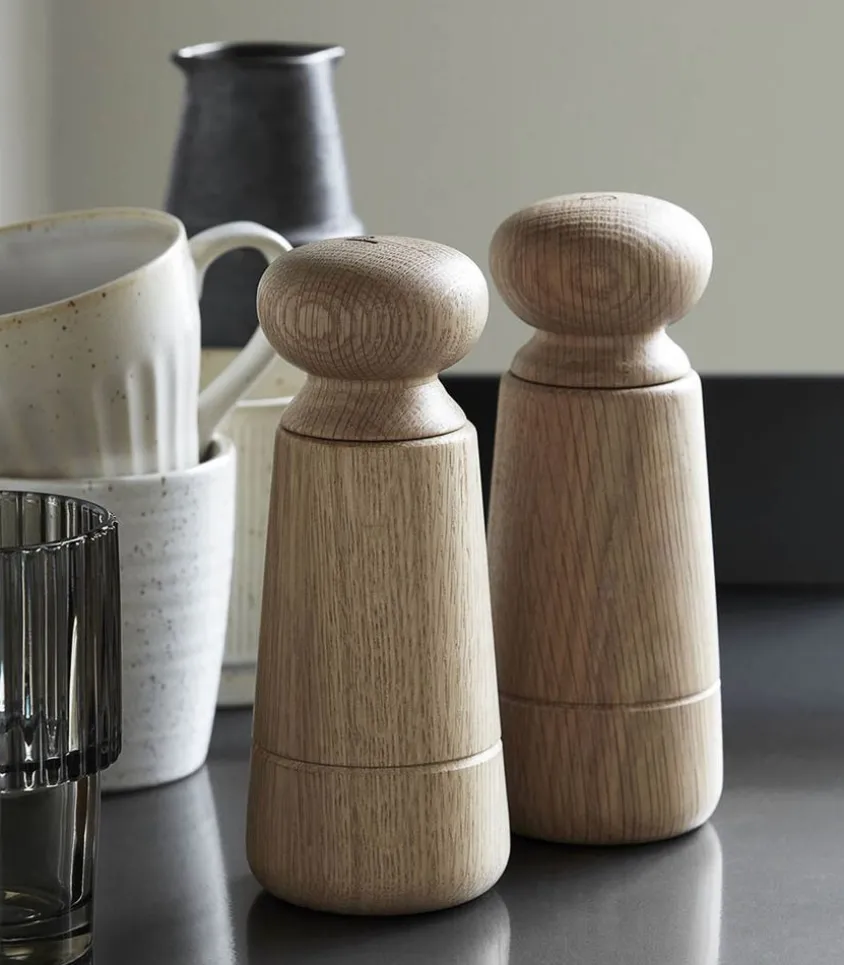 Moulin A Sel Et A Poivre En Chene