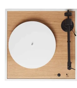 Platine Vinyle Minimale Et Haute-Fidelite Square Chene